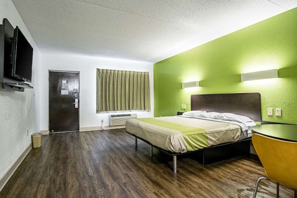 TN MOTEL 6 MANCHESTER (Manchester)
